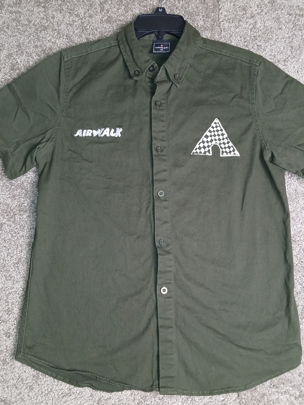 Airwalk‎ Men’s Olive Green Button-Down Shirt - Size Medium